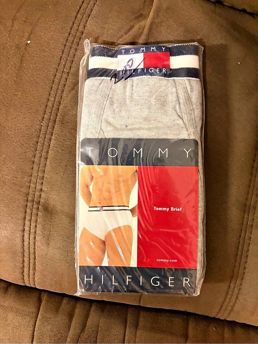 Tommy Hilfiger Men’s Brief Size 44 New Sealed